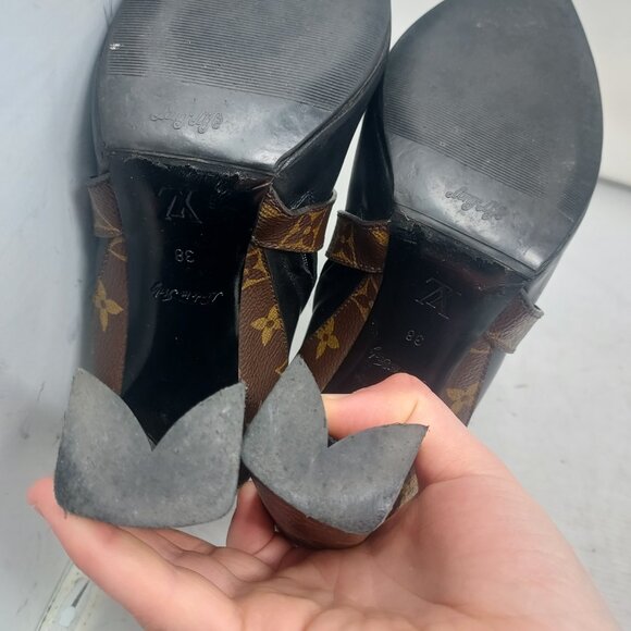 Louis Vuitton Black LV Monogram Leather Heel Boot - Picture 12 of 13